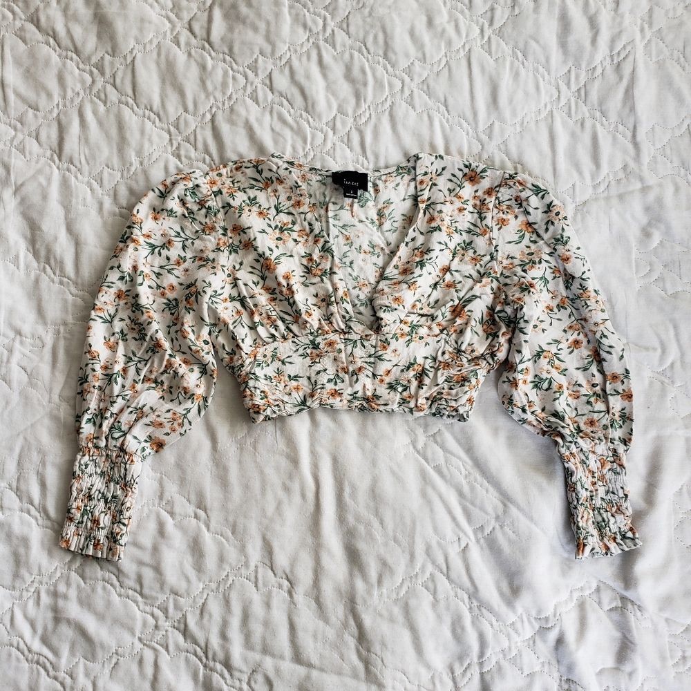 Coquettegirl Small Crop Top Ditsy Flora V Neck Long Sleeve Fitted Elastic Waist
